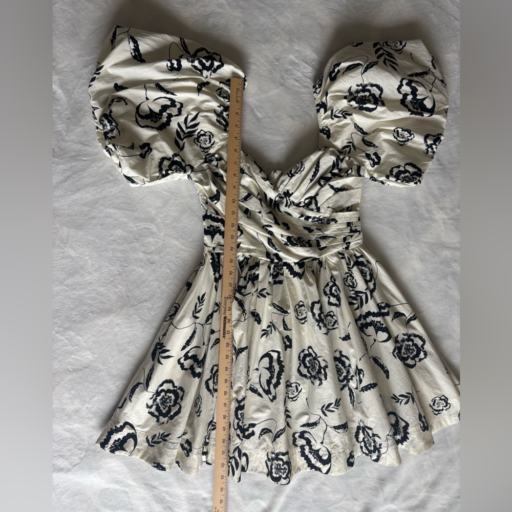 NWT Vestique Black & White Floral Puff Sleeve Babydoll Mini Romantic Dress Small - Picture 4 of 13